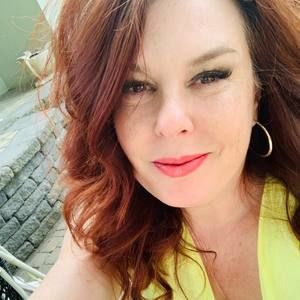 Meet your Posher, Deborah